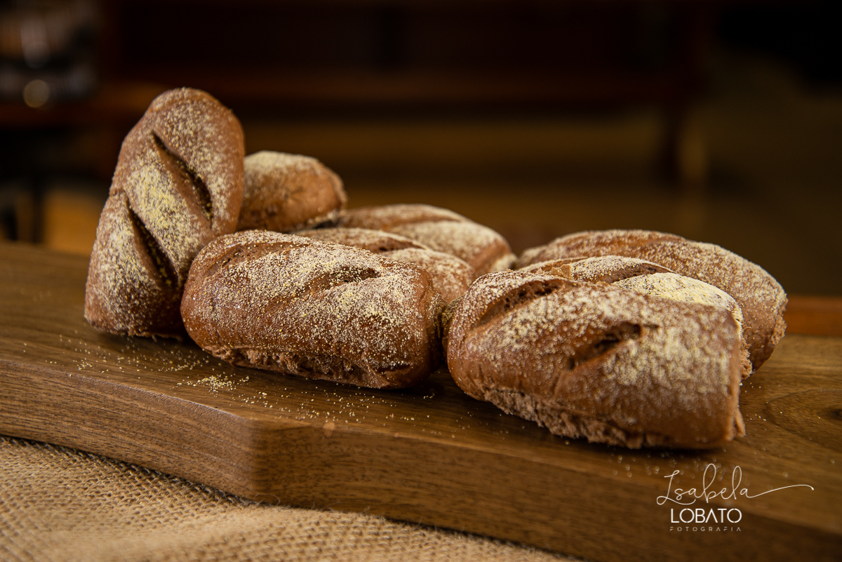 foto-de-padaria-foto-de-pao-frances-pao-de-sal-pao-massa-grossa-emporio-padaria-pao-de-queijo-cafe-bolo-de-chocolate-bolo-de-cenoura-biscoitos-pastel-de-belem-pao-massa-fina-pao-doce-queijo-minas-croassant-cafe-com-leite-foto-de-cafe-foto-d-lanche-gourmet