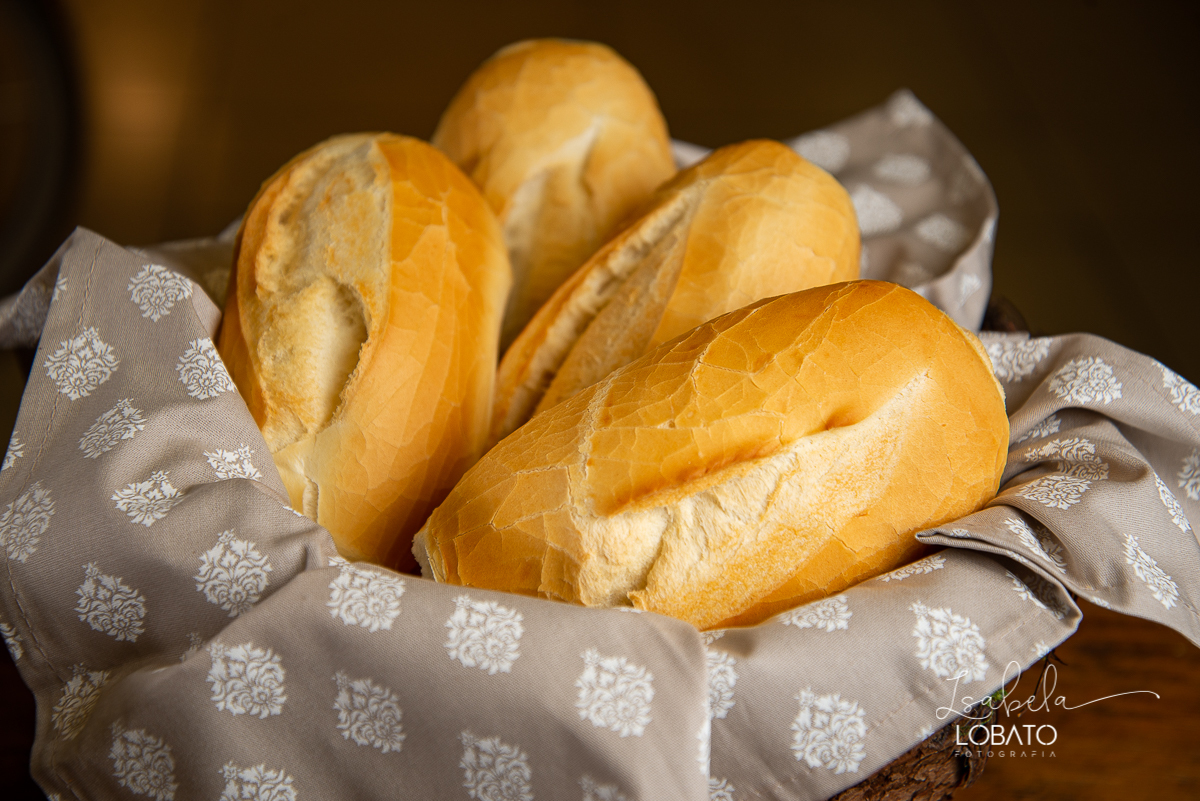foto-de-padaria-foto-de-pao-frances-pao-de-sal-pao-massa-grossa-emporio-padaria-pao-de-queijo-cafe-bolo-de-chocolate-bolo-de-cenoura-biscoitos-pastel-de-belem-pao-massa-fina-pao-doce-queijo-minas-croassant-cafe-com-leite-foto-de-cafe-foto-d-lanche-gourmet