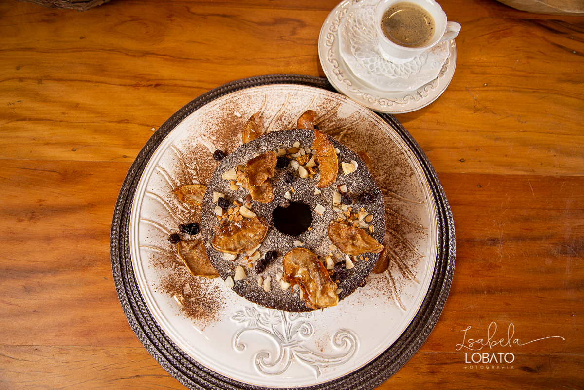 foto-de-padaria-foto-de-pao-frances-pao-de-sal-pao-massa-grossa-emporio-padaria-pao-de-queijo-cafe-bolo-de-chocolate-bolo-de-cenoura-biscoitos-pastel-de-belem-pao-massa-fina-pao-doce-queijo-minas-croassant-cafe-com-leite-foto-de-cafe-foto-d-lanche-gourmet