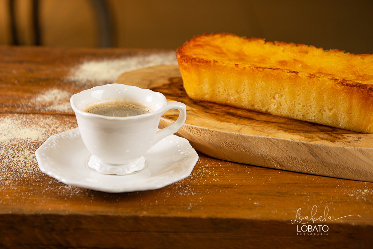 foto-de-padaria-foto-de-pao-frances-pao-de-sal-pao-massa-grossa-emporio-padaria-pao-de-queijo-cafe-bolo-de-chocolate-bolo-de-cenoura-biscoitos-pastel-de-belem-pao-massa-fina-pao-doce-queijo-minas-croassant-cafe-com-leite-foto-de-cafe-foto-d-lanche-gourmet