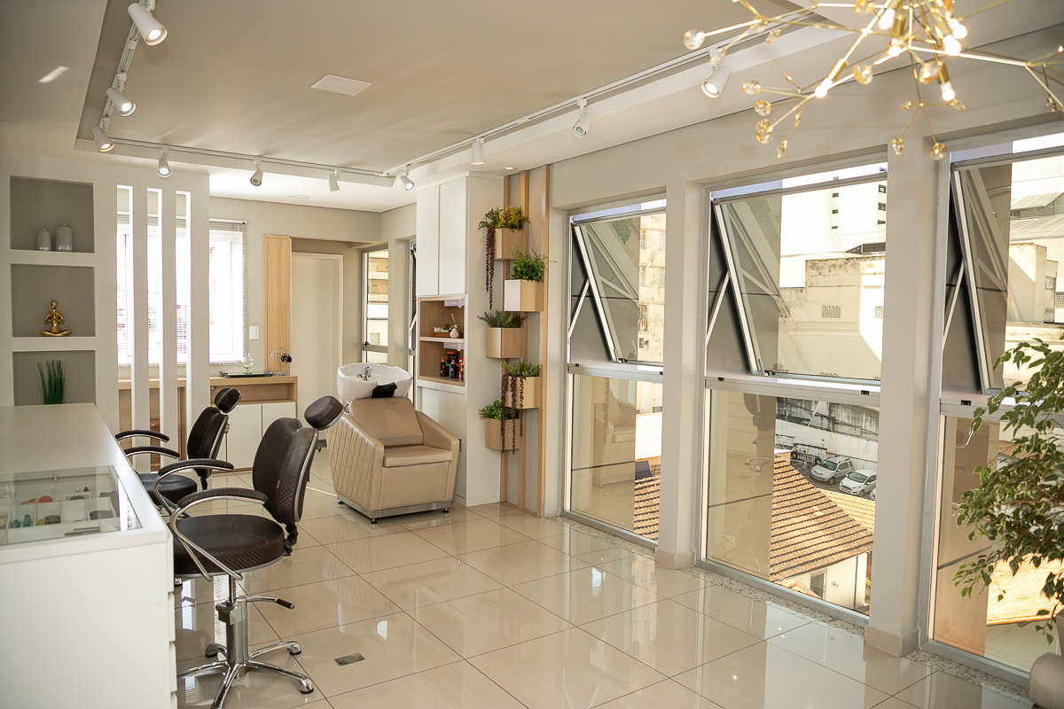 fotografia-publicitária-foto-biografia-foto-profissional-para-perfil-profissional-retrato-corporativo-fotografia-para-empresas-clinica-de-estetica-clarissa-rivelli-fotografo-profissional-em-barbacena-mg-isabela-lobato-fotografia-melhor-fotografa-de-bq