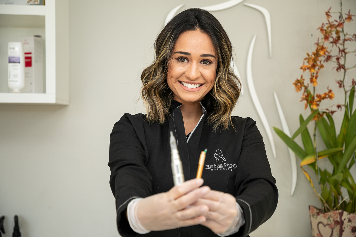 fotografia-publicitária-foto-biografia-foto-profissional-para-perfil-profissional-retrato-corporativo-fotografia-para-empresas-clinica-de-estetica-clarissa-rivelli-fotografo-profissional-em-barbacena-mg-isabela-lobato-fotografia-melhor-fotografa-de-bq