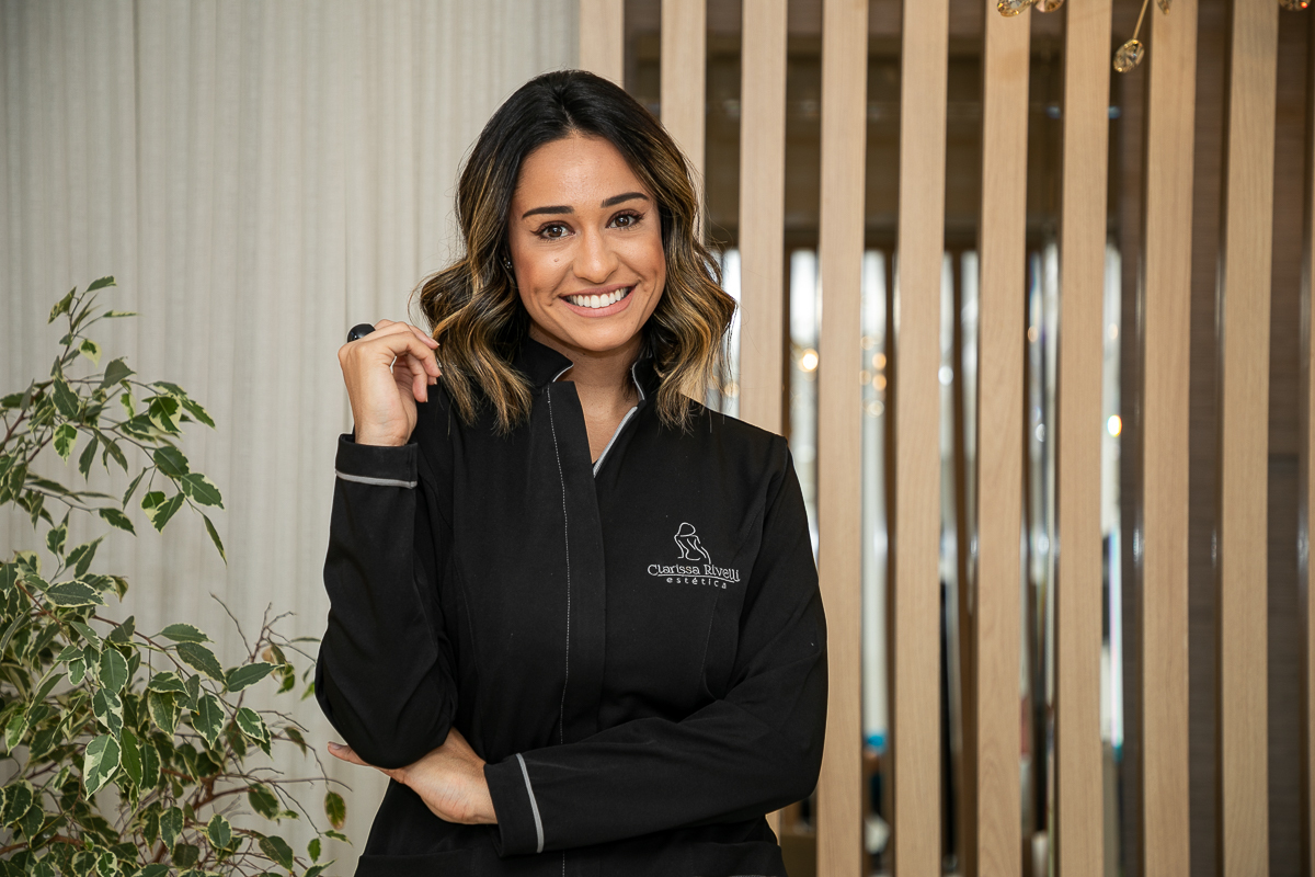 fotografia-publicitária-foto-biografia-foto-profissional-para-perfil-profissional-retrato-corporativo-fotografia-para-empresas-clinica-de-estetica-clarissa-rivelli-fotografo-profissional-em-barbacena-mg-isabela-lobato-fotografia-melhor-fotografa-de-bq