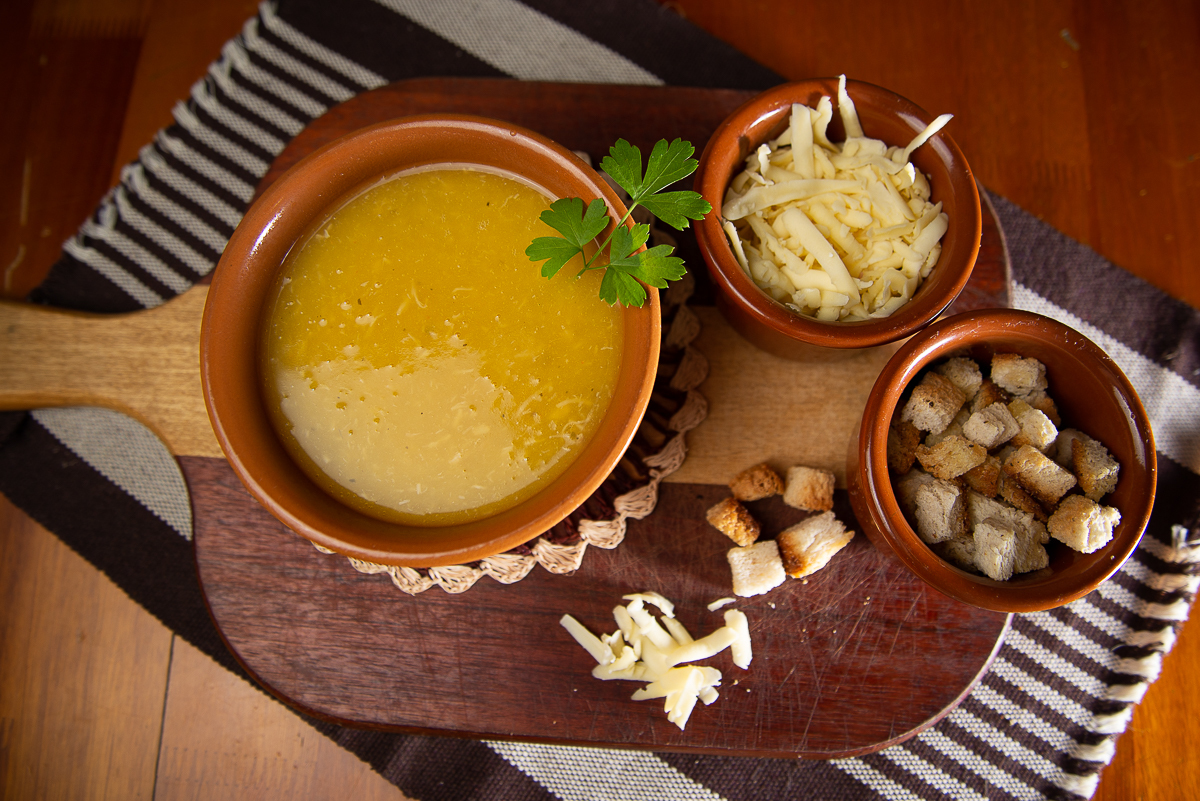 foto-de-tapioca-crepioca-tapioca-de-banana-com-nutella-caldos-canjica-tapioca-doce-tapioca-salgada-food-photograpy-fotografia-de-alimentos-fotografa-publicitaria-fotografo-de-comida-fotos-para-cardapio-mkt-marketing-digital-midias-digitais-isabela-lobato