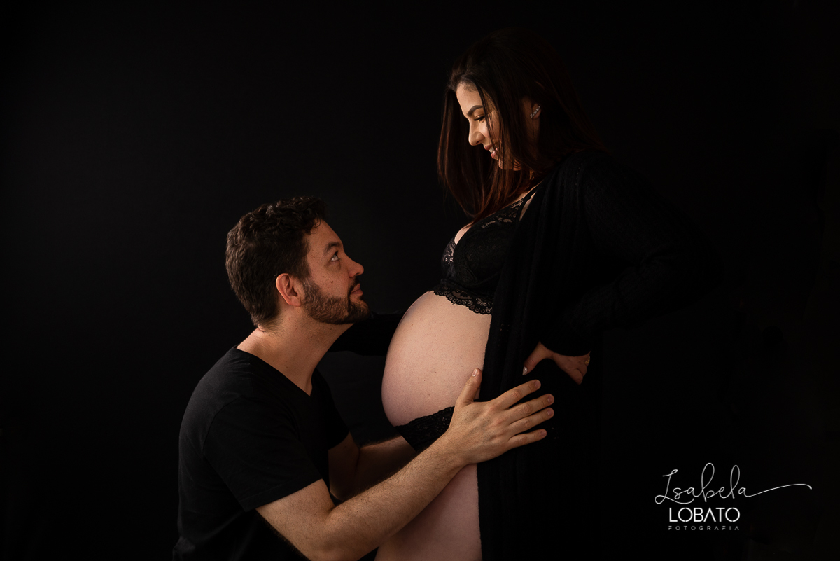 ensaio-gestante-fotografa-de-gestante-em-barbacea-estudio-fotografico-barbacena-melhor-fotografa-de-gestante-gravidez-9-meses-roupa-de-gestante-newborn-fotografa-de-bebes-isabela-lobato-fotografia-book-gestante-ensaio-de-gestante-photo-
pregnant