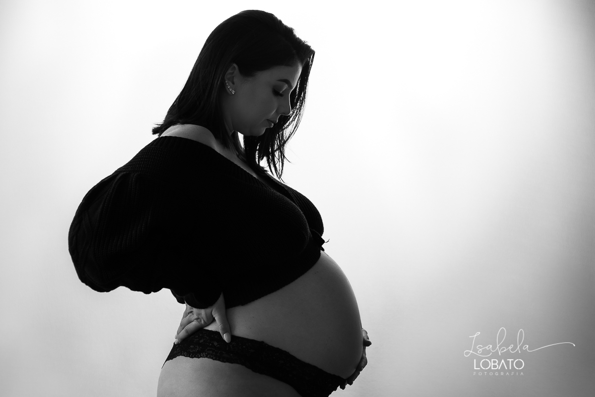 ensaio-gestante-fotografa-de-gestante-em-barbacea-estudio-fotografico-barbacena-melhor-fotografa-de-gestante-gravidez-9-meses-roupa-de-gestante-newborn-fotografa-de-bebes-isabela-lobato-fotografia-book-gestante-ensaio-de-gestante-photo-
pregnant
