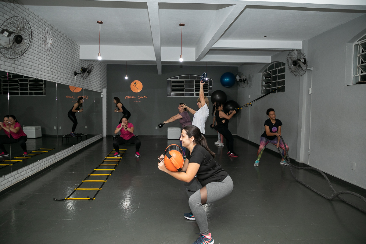 studio-de-pilates-em-barbacena-pilates-gestante-treino-funcional-fotografia-de-pilates-gestante-circuito-aula-de-zumba-clarissa-santos-studio-pilates-fotografia-publicitaria-fotografia-de-profissional-de-pilates-estudio-de-pilates-fotografa-isabela-lobato