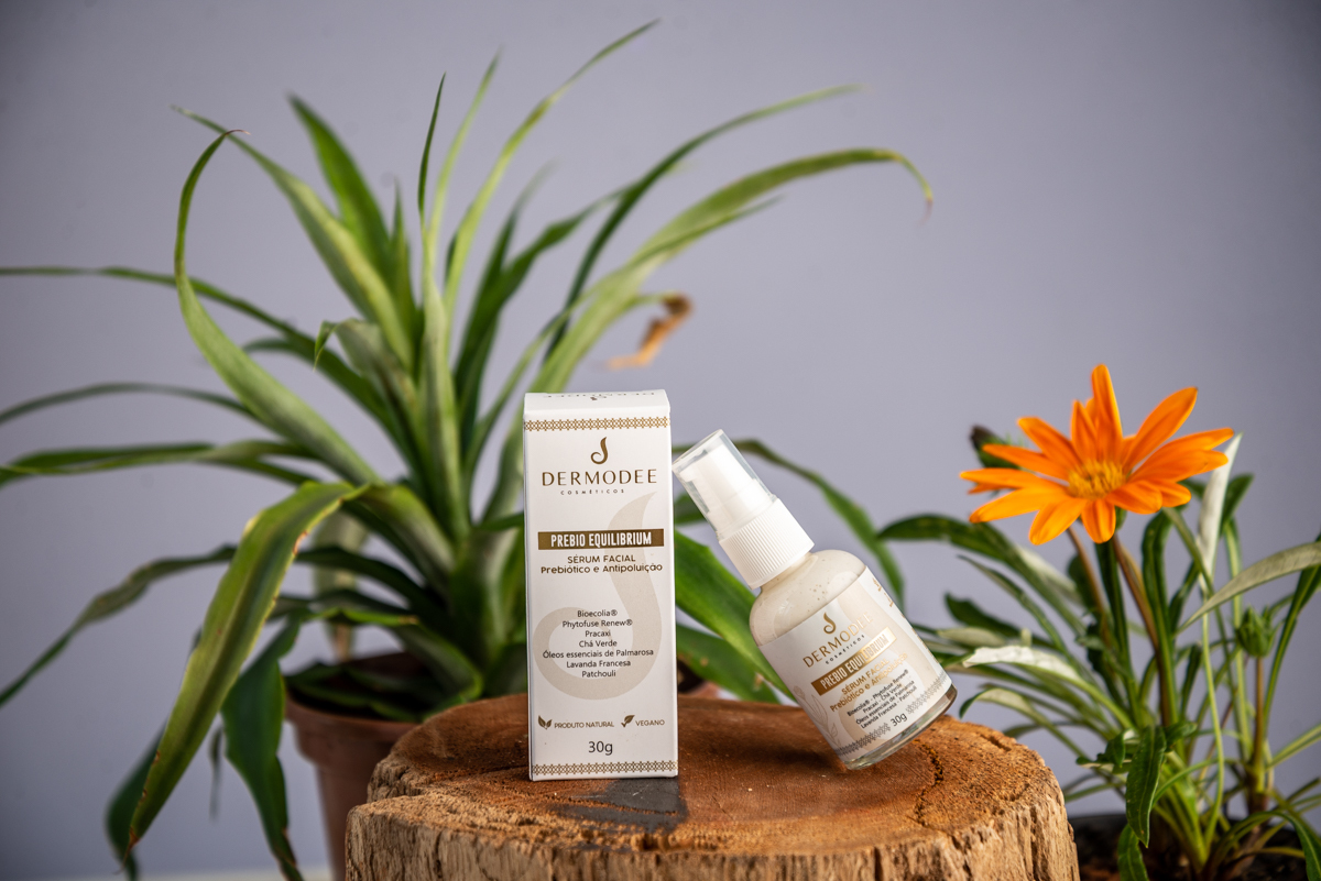 fotografia-still-fotografia-de-produtos-foto-cosmeticos-fotografa-de-produtos-em-barbacena-minas-gerais-fotografa-still-produtos-de-beleza-cosmeticos-dermodee-luciary-farmaceutica-produto-manipulado-marketing-de-produtos-mkt-fotografia-de-produtos-bq