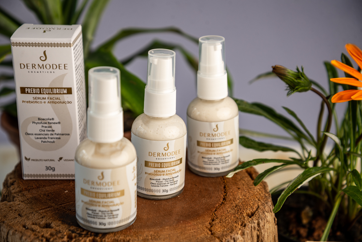 fotografia-still-fotografia-de-produtos-foto-cosmeticos-fotografa-de-produtos-em-barbacena-minas-gerais-fotografa-still-produtos-de-beleza-cosmeticos-dermodee-luciary-farmaceutica-produto-manipulado-marketing-de-produtos-mkt-fotografia-de-produtos-bq