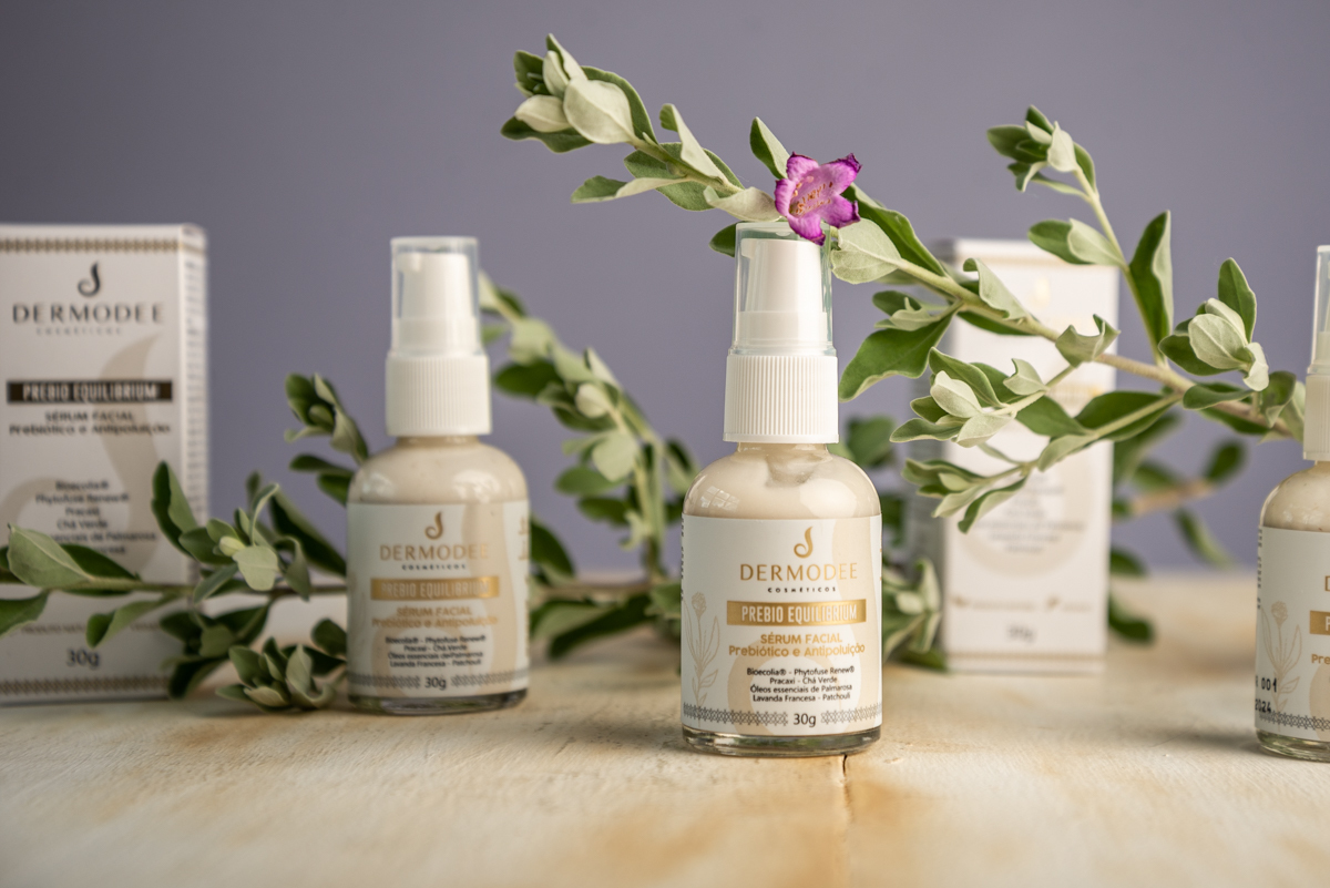 fotografia-still-fotografia-de-produtos-foto-cosmeticos-fotografa-de-produtos-em-barbacena-minas-gerais-fotografa-still-produtos-de-beleza-cosmeticos-dermodee-luciary-farmaceutica-produto-manipulado-marketing-de-produtos-mkt-fotografia-de-produtos-bq