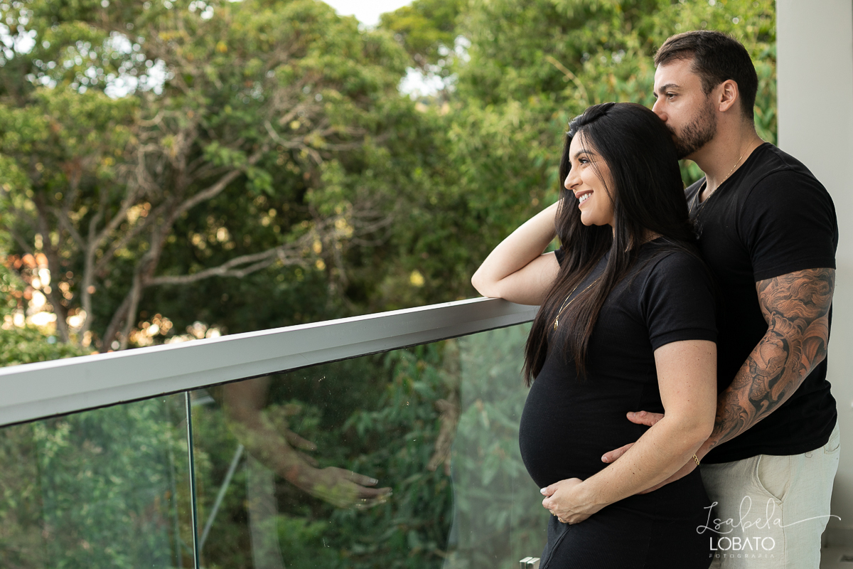 ensaio-gestante-pregnant-photography-pregnant-pregnantlifestyle-gestante-luznatural-mundorosa-lifestyle-irmao-pet-budogfrances-canon-5d-markiv-isabela-lobato-fotografia-melhor-fotografa-de-gestante-de-barbacena-roupa-de-gestante-estudio-de-fotografia-bq