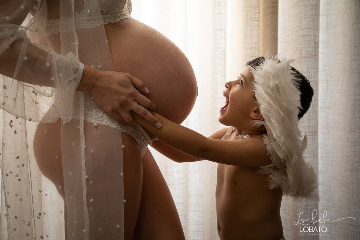 ensaio-gestante-pregnant-photography-pregnant-pregnantlifestyle-gestante-luznatural-mundoazul-lifestyle-irmao-pet-britsh-short-hair-canon-5d-isabela-lobato-fotografia-melhor-fotografa-de-gestante-de-barbacena-roupa-de-gestante-estudio-de-fotografia-bq