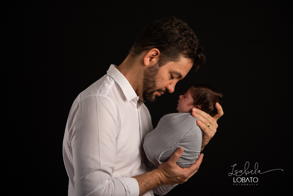 ensaio-fotografico-de-recem-nascido-fotografia-de-bebes-ensaio-newborn-bebe-recem-nascido-fotos-fotografa-de-bebes-em-barbacena-props-roupa-newborn-melhor-fotografa-de-barbacena-estudio-fotografico-infantil-isabela-lobato-fotografia-barbacena-minas-mg