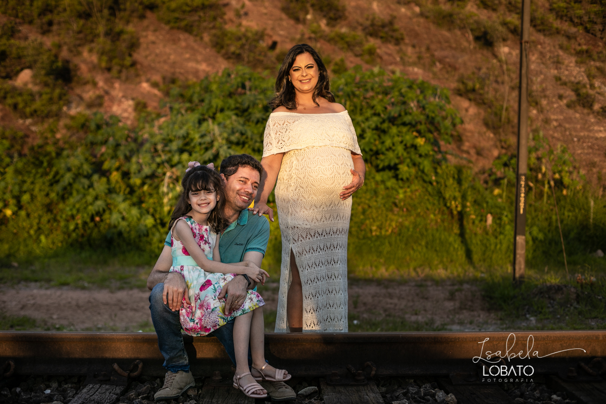 ensaio-gestante-pregnant-photography-pregnant-pregnantlifestyle-gestante-luznatural-mundorosa-lifestyle-irmao-pet-budogfrances-canon-5d-markiv-isabela-lobato-fotografia-melhor-fotografa-de-gestante-de-barbacena-roupa-de-gestante-estudio-de-fotografia-bq