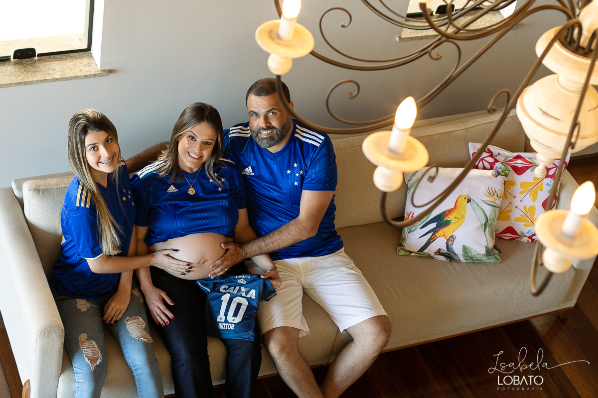 ensaio-gestante-lifestyle-pregnancy-pregnant-pregnancy-photography-imagem-nossa-senhora-gravida-roupa-de-gestante-para-ensaio-fotografico-mundo-azul-fotografa-especializada-em-gestantes-barbacena-carandai-senhora-dos-remedios-alto-rio-doce-isabela-lobato