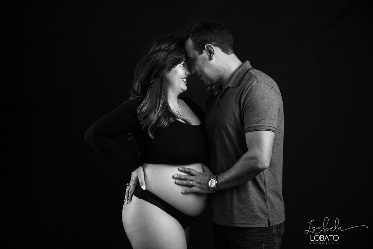 ensaio-gestante-pregnancy-pregnant-pregnancy-photography-gravida-roupa-de-gestante-para-ensaio-fotografico-mundo-azul-fotografa-especializada-em-gestantes-barbacena-carandai-senhora-dos-remedios-alto-rio-doce-isabela-lobato-luz-de-estudio-flash-bq