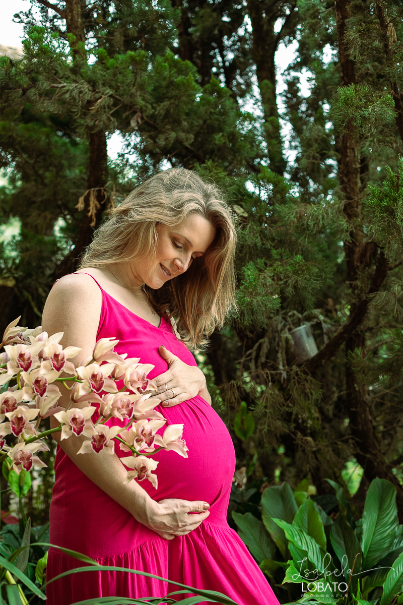 pregnantlifestyle-gestante-luznatural-mundorosa-canon-5d-markiv-isabela-lobato-fotografia-melhor-fotografa-de-gestante-de-barbacena-roupa-de-gestante-estudio-de-fotografia-alto-rio-doce-carandai-saojoao