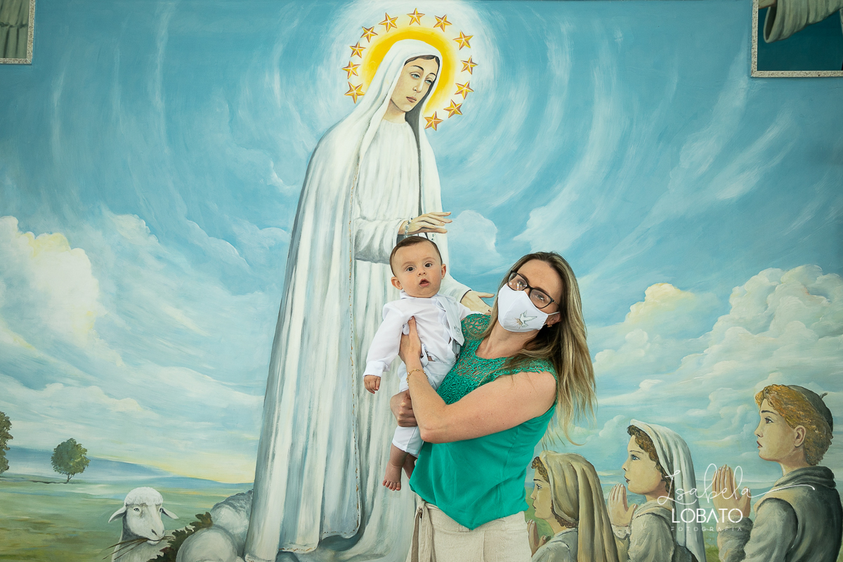 batizado-em-barbacena-mg-sacramento-do-batismo-fotografia-de-batizado-em-barbacena-mg-fotografa-especializada-em-criancas-barbacena-cipotanea-carandai-alto-rio-doce-antonio-carlos-mg-prados-igreja-do-galego-correia-de-almeida-isabela-lobato-fotografia