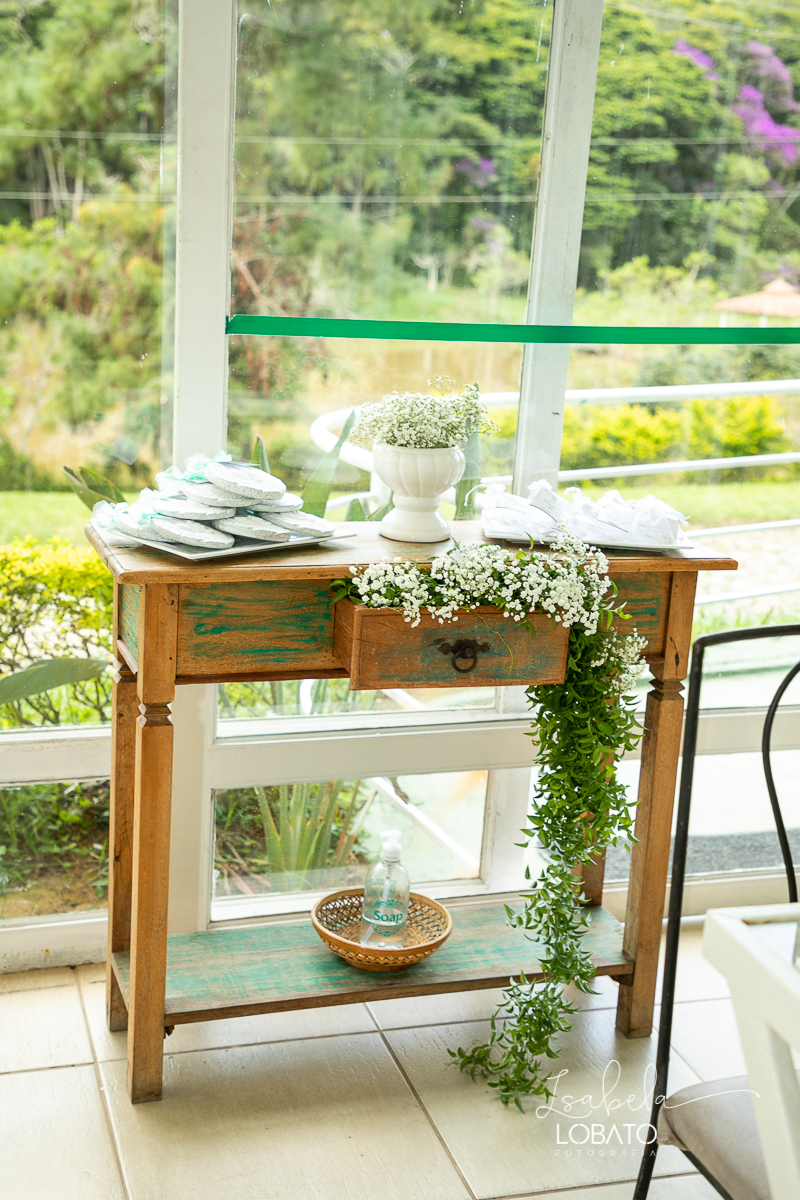 batizado-em-barbacena-mg-sacramento-do-batismo-fotografia-de-batizado-em-barbacena-mg-fotografa-especializada-em-criancas-barbacena-cipotanea-carandai-alto-rio-doce-antonio-carlos-mg-prados-igreja-do-galego-correia-de-almeida-isabela-lobato-fotografia