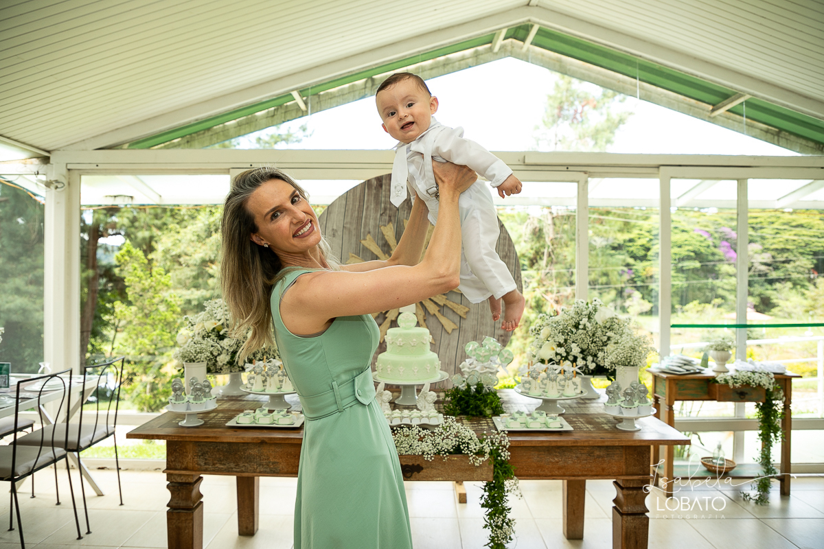 batizado-em-barbacena-mg-sacramento-do-batismo-fotografia-de-batizado-em-barbacena-mg-fotografa-especializada-em-criancas-barbacena-cipotanea-carandai-alto-rio-doce-antonio-carlos-mg-prados-igreja-do-galego-correia-de-almeida-isabela-lobato-fotografia