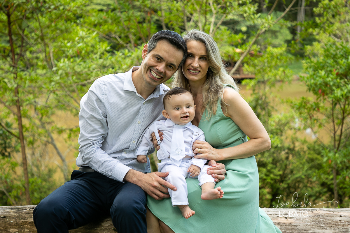 batizado-em-barbacena-mg-sacramento-do-batismo-fotografia-de-batizado-em-barbacena-mg-fotografa-especializada-em-criancas-barbacena-cipotanea-carandai-alto-rio-doce-antonio-carlos-mg-prados-igreja-do-galego-correia-de-almeida-isabela-lobato-fotografia