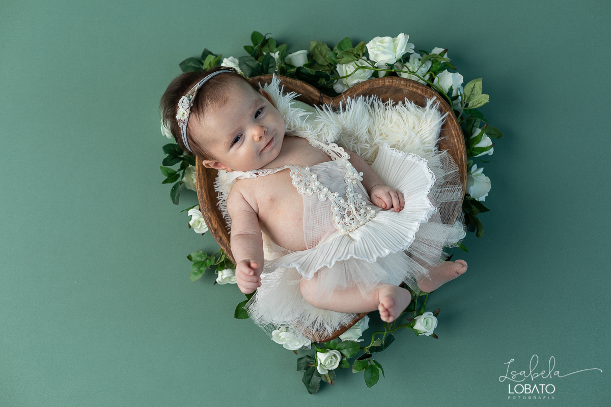 ensaio-a-hora-do-banho-splashy-baby-bebe-na-banheira-banho-de-bebe-fotografa-infantil-book-de-bebe-fases-do-bebe-acompanhamento-fotografico-infantil-fotografa-em-barbacena-antonio-carlos-cipotanea-dores-de-campos-barroso-carandai-estudio-fotografico-em-bq
