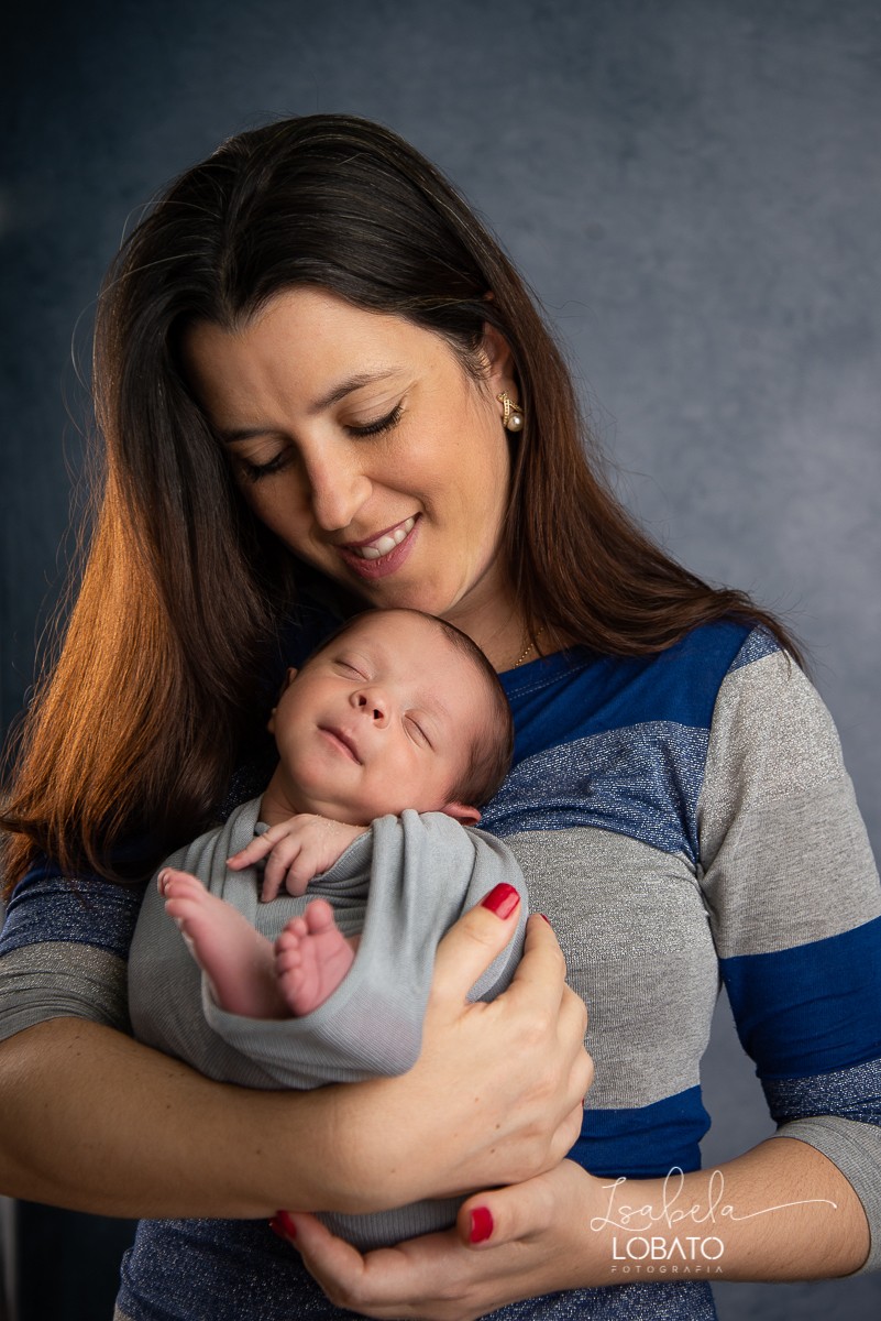 ensaio-fotografico-de-recem-nascido-fotografia-de-bebes-ensaio-newborn-bebe-recem-nascido-fotos-fotografa-de-bebes-em-barbacena-props-roupa-newborn-melhor-fotografa-de-barbacena-estudio-fotografico-infantil-isabela-lobato-fotografia-barbacena-minas-mg