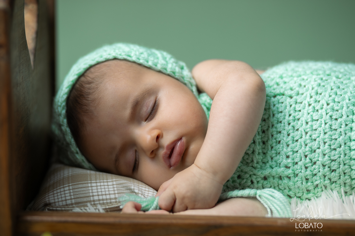 fases-do-bebe-bebe-de-3-meses-acompanhamento-fotografico-mensal-acompanhamento-fotografico-trimestral-acompanhamento-fotografico-criativo-prosdoben-lefotick-fotografa-infantil-em-barbacena-estudio-de-fotos-isabela-lobato-newborn