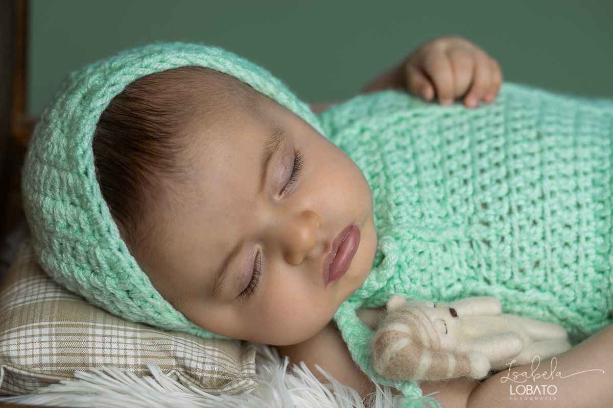 fases-do-bebe-bebe-de-3-meses-acompanhamento-fotografico-mensal-acompanhamento-fotografico-trimestral-acompanhamento-fotografico-criativo-prosdoben-lefotick-fotografa-infantil-em-barbacena-estudio-de-fotos-isabela-lobato-newborn