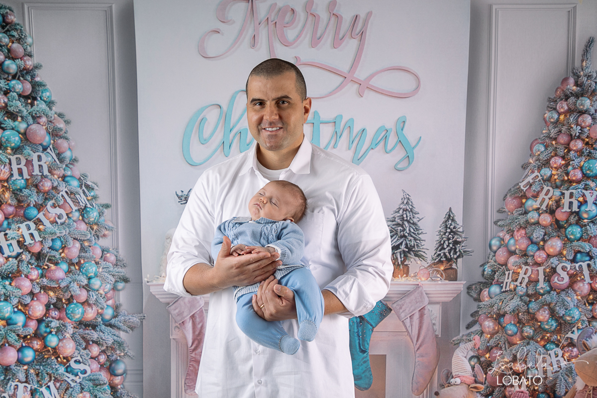 sessao-fotografica-de-natal-mini-sessao-de-natal-fotografia-de-natal-2021-foto-de-natal-cenario-fotografico-de-natal-fundo-fotografico-de-natal-wentz-fundos-fotograficos-isabela-lobato-fotografia-estudio-bq-retratos-de-natal-ensaio-fotografico-de-natal