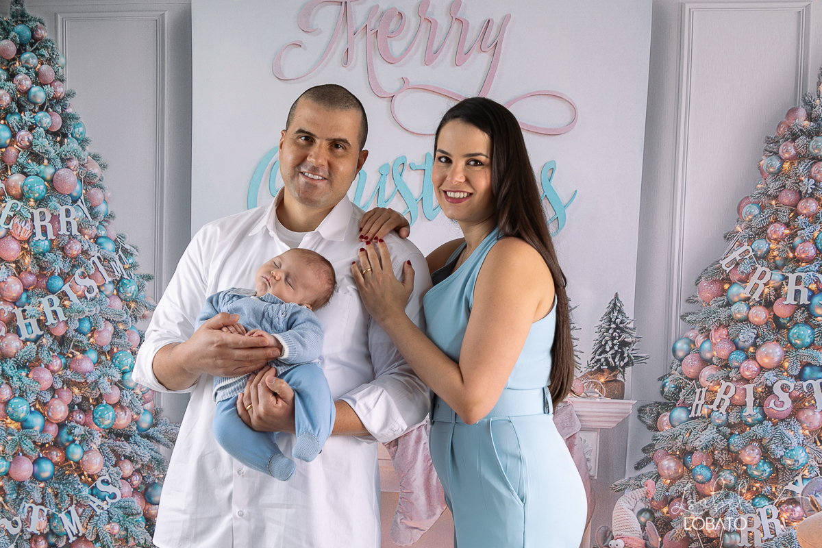 sessao-fotografica-de-natal-mini-sessao-de-natal-fotografia-de-natal-2021-foto-de-natal-cenario-fotografico-de-natal-fundo-fotografico-de-natal-wentz-fundos-fotograficos-isabela-lobato-fotografia-estudio-bq-retratos-de-natal-ensaio-fotografico-de-natal