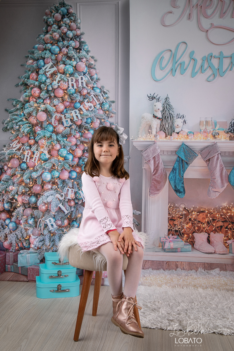 sessao-fotografica-de-natal-mini-sessao-de-natal-fotografia-de-natal-2021-foto-de-natal-cenario-fotografico-de-natal-fundo-fotografico-de-natal-wentz-fundos-fotograficos-isabela-lobato-fotografia-estudio-bq-retratos-de-natal-ensaio-fotografico-de-natal