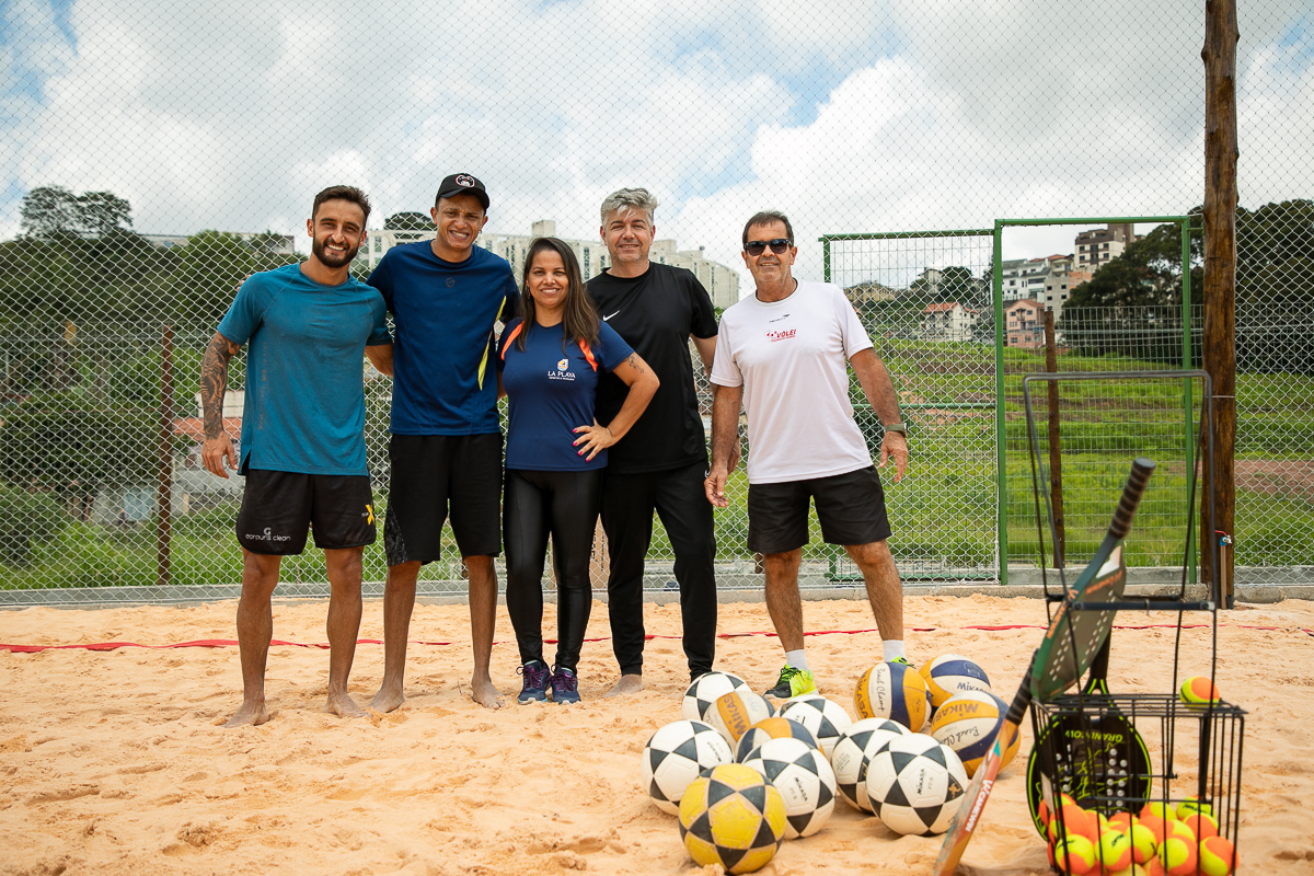 beach-tennis-vôlei-de-praia-️futevôlei-quadra-de-esportes-na-areia-la-playa-barbacena-pe-na-areia-esporte-e-recreaçao-avenida-sanitaria-barbacena-mg-rquete-bola-de-tenis-volei-de-areia-fotografia-publicitaria-em-barbacena-isabela-lobato-fotografia