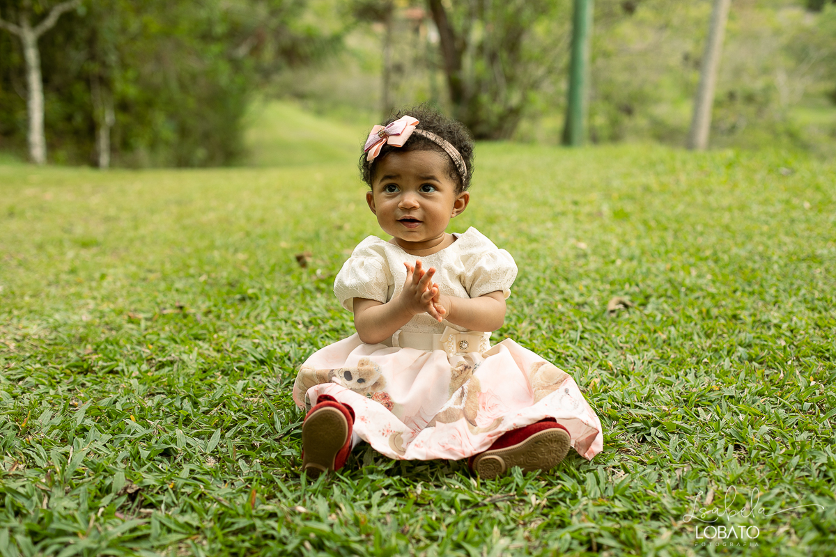 park-hotel-mantiqueira-barbacena-ensaio-fotografico-em-barbacena-fotos-de-familia-fotografa-de-crianca-em-barbacena-estudio-fotografico-em-barbacena-isabela-lobato-fotografia-galinha-pintadinha