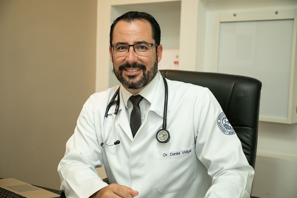 instituto-cardio-bq-instituto-cardiologico-em-barbacena-medico-cardiologista-barbacena-medico-do-coraçao-exame-cardiologico-instituto-do-coraçao-foto-biografia-retrato-corporativo-fotografia-publicitaria-fotografia-corporativa-isabela-lobato-fotografia