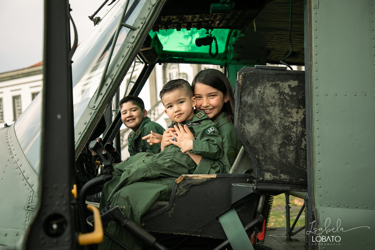 ensaio-familia-militar-fab-mil-epcar-barbacena-mg-escola-preparatoria-de-cadetes-do-ar-cadete-farda-aeronautica-macacao-de-voo-filhos-de-militar-da-fab-brigadeiro-comandante-da-forca-area-forcas-armadas-brasil-curso-para-piloto-fotografa-isabela-lobato-bq