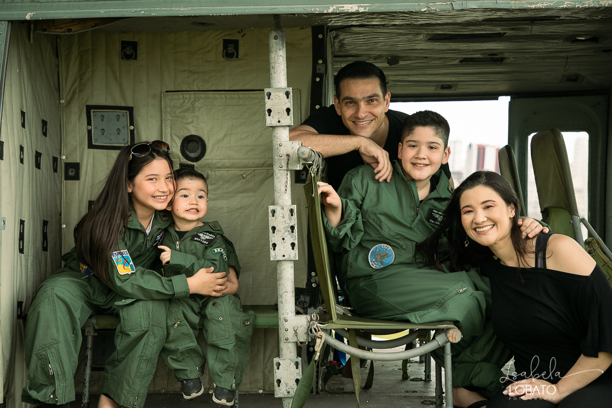 ensaio-familia-militar-fab-mil-epcar-barbacena-mg-escola-preparatoria-de-cadetes-do-ar-cadete-farda-aeronautica-macacao-de-voo-filhos-de-militar-da-fab-brigadeiro-comandante-da-forca-area-forcas-armadas-brasil-curso-para-piloto-fotografa-isabela-lobato-bq
