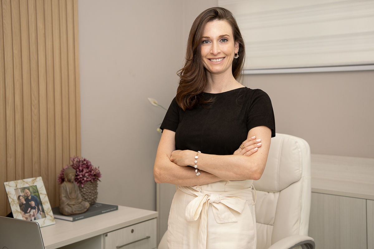 fotografia-publicitaria-fotografia-de-medico-rede-social-de-medico-mkt-medico-midias-sociais-para-medico-retrato-corporativo-dermatologista-em-barbabacena-centro-clinico-dermatologico-dr-geraldo-barroso-dra-natalia-barroso-dermatologista-em-barbacena-mg