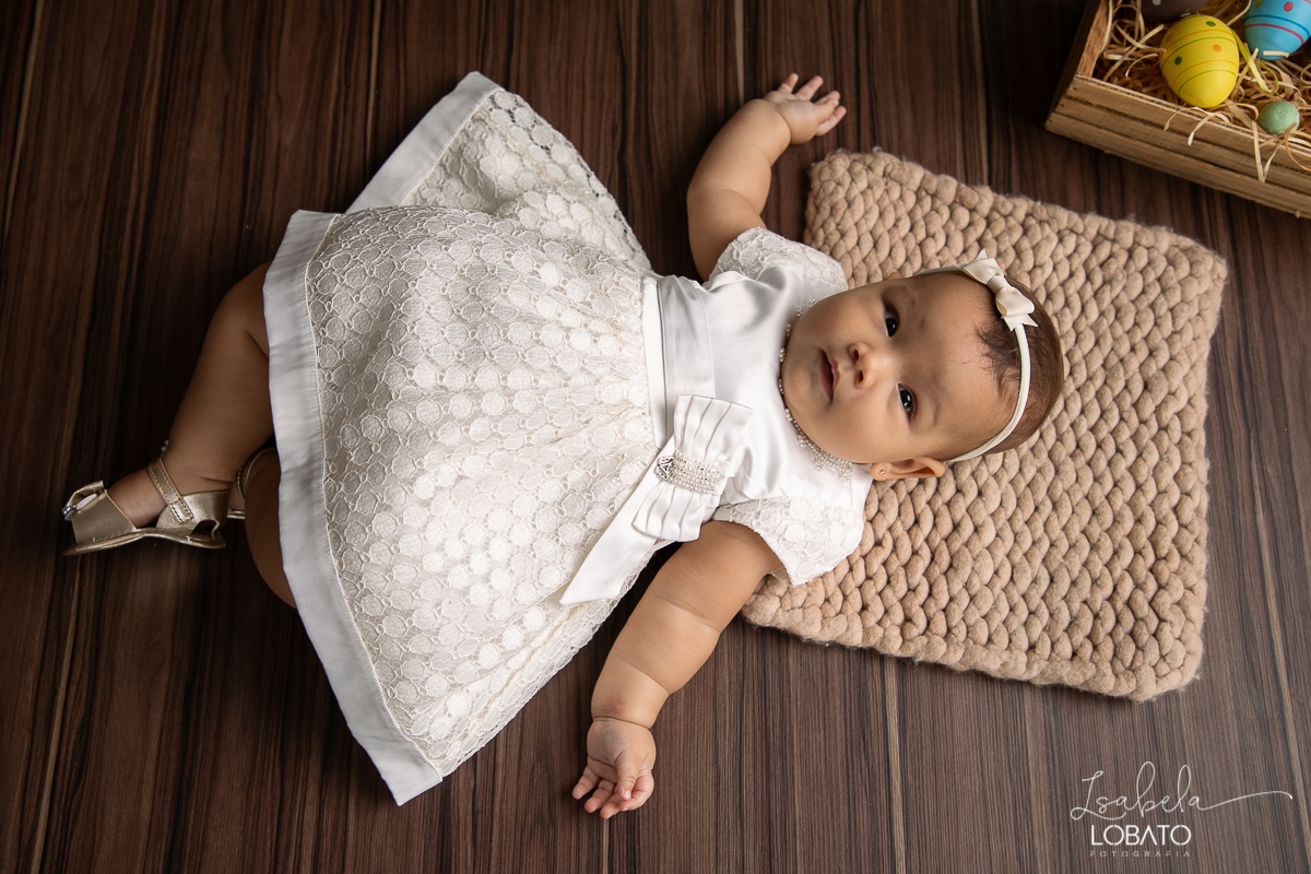 cenario-fotografico-de-pascoa-painel-fotografico-pascoa-fundo-fotografico-de-pascoa-sessão-fotografica-de-pasco-coelhinho-da-pascoa-fotos-de-pascoa-sessao-de-pascoa-2022-ovos-de-pascoa-fotografia-infantil-barbacena-cenoura-do-coelhinho-da-pascoa-estudio