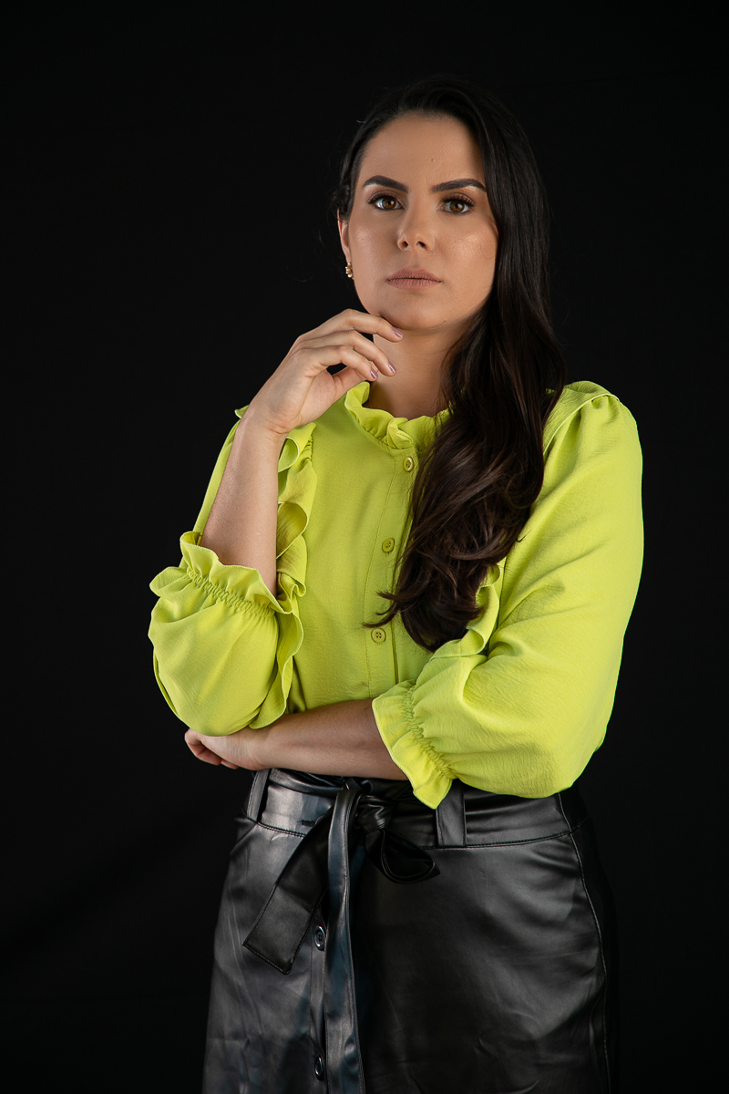 ensaio-feminino-ensaio-estudio- luz-de-estudio-botox-botox-facial-restylane-kysse-juvederm-pele-saudavel-pele-perfeita-botox-preenchimento-empoderamento-feminino-estudio-fotografico-isabela-lobato-fotografia-clinica-de-estetica-gemini-barbacena-gislaine