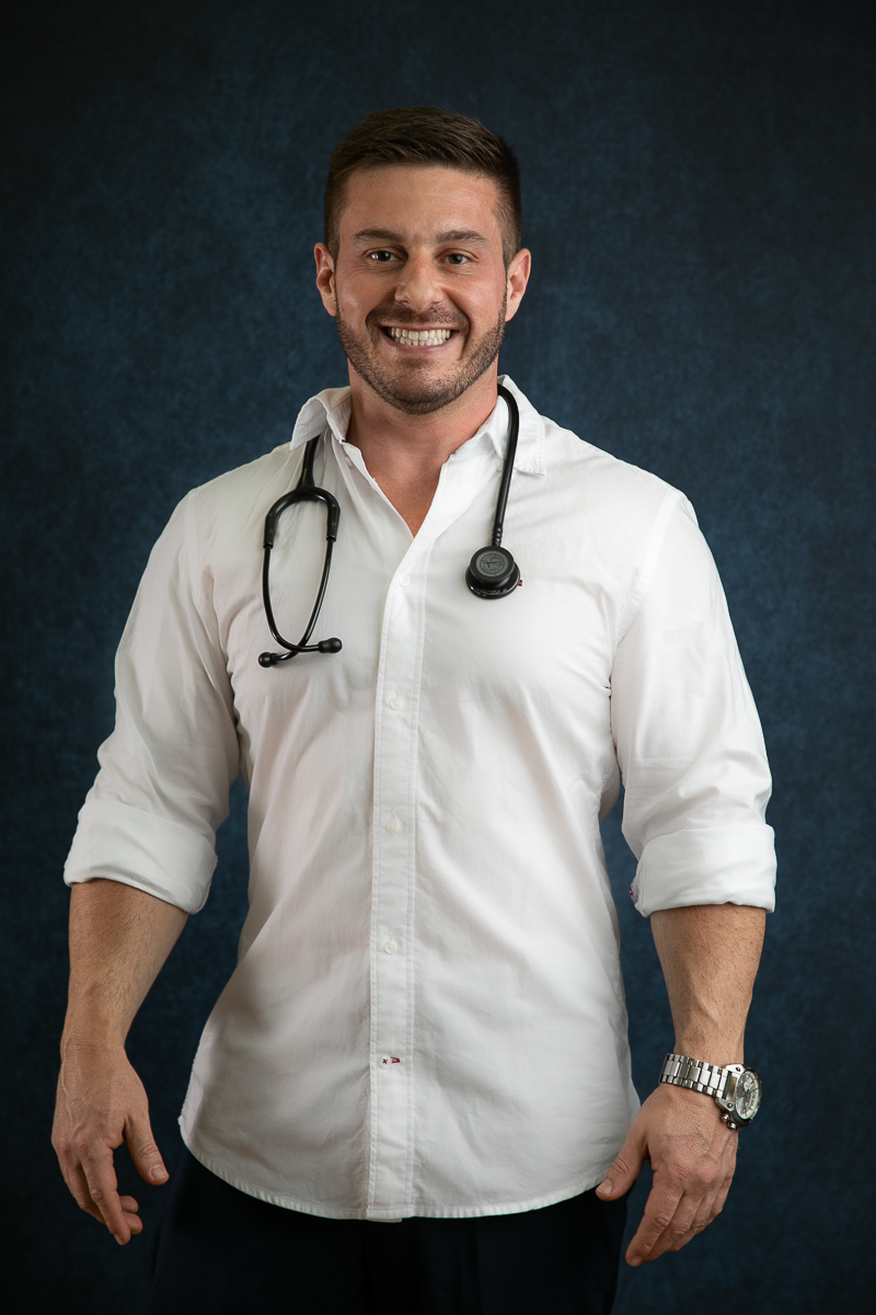 foto-publicidade-mkt-digital-agencia-d-mkt-nos-tres-comunica-marketing-de-medicos-nutrologo-barbacena-nutrologo-minas-gerais-emagrecimento-hipertrofia-publicidade-redes-sociais-de-medicos-fotografia-para-perfil-de-medicos-fotografa-para-fins-publicitarios