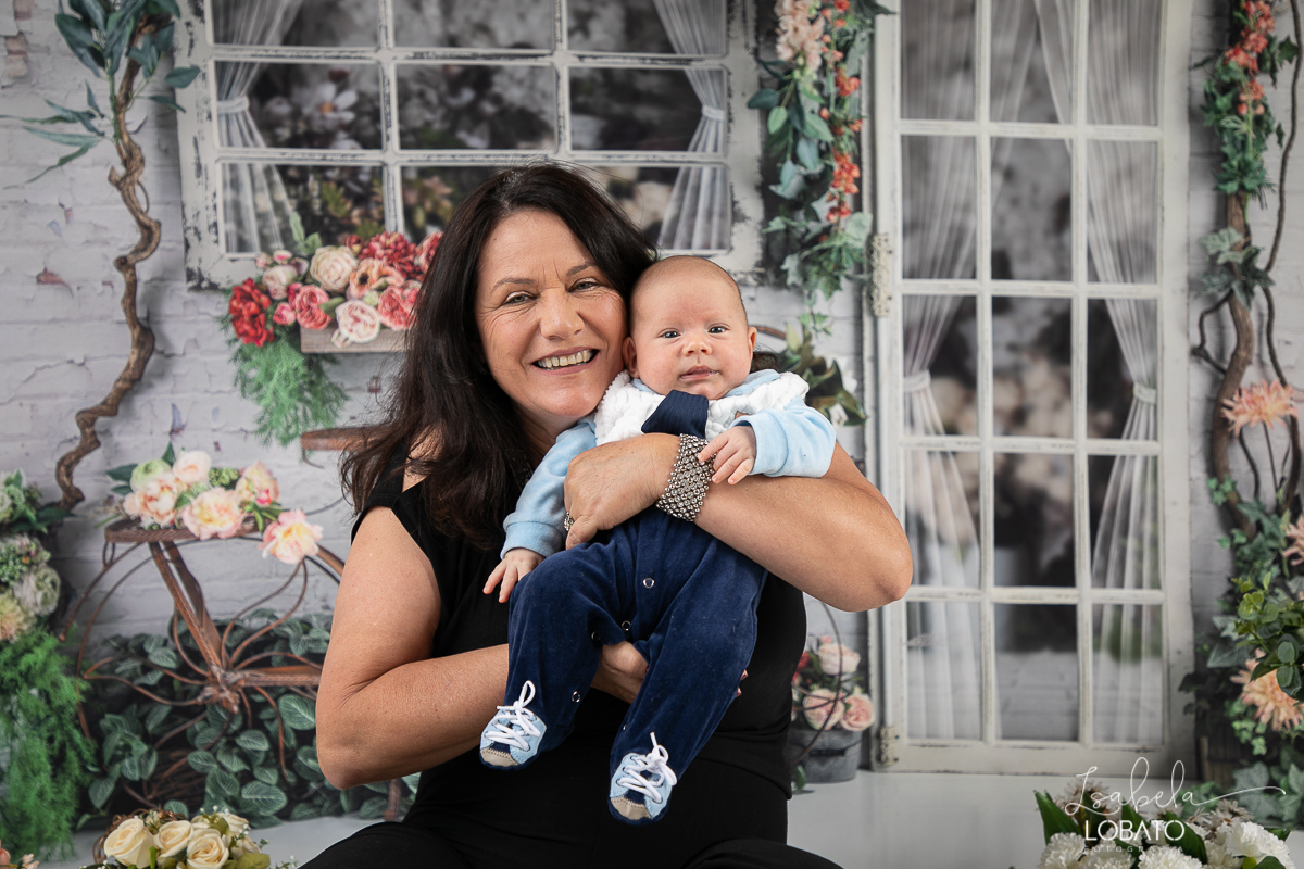 amor-de-mae-dia-das-maes-ensaio-fotografico-dia-das-maes-mamae-amor-mais-sublime-fotografia-de-mae-fundo-fotografico-dia-das-maes-ensaio-das-maes-dia-das-maes-2022-estudio-fotografico-em-barbacena-melhor-fotografa-de-barbacena-iluminacao-de-estudio-ilca
