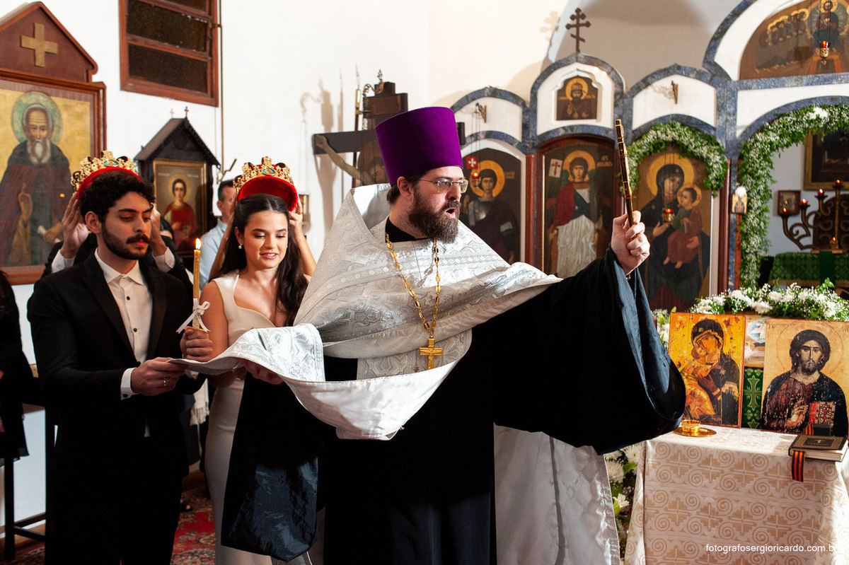 cerimônia-casamento-ortodoxo-russo-patriarcado-de-moscou-paroquia-santa-zenaide-santa-teresa-rio-de-janeiro