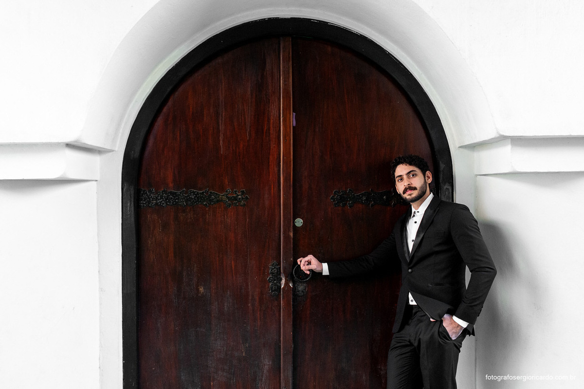 fotografia-noivo-casamento-ortodoxo-russo-patriarcado-de-moscou-paroquia-santa-zenaide-santa-teresa-rio-de-janeiro