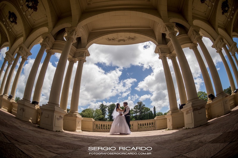Foto de um ensaio do casal de noivos, Sofia e Matias, no Museu De Arte em Tigre - Argentina -
Buenos Aires