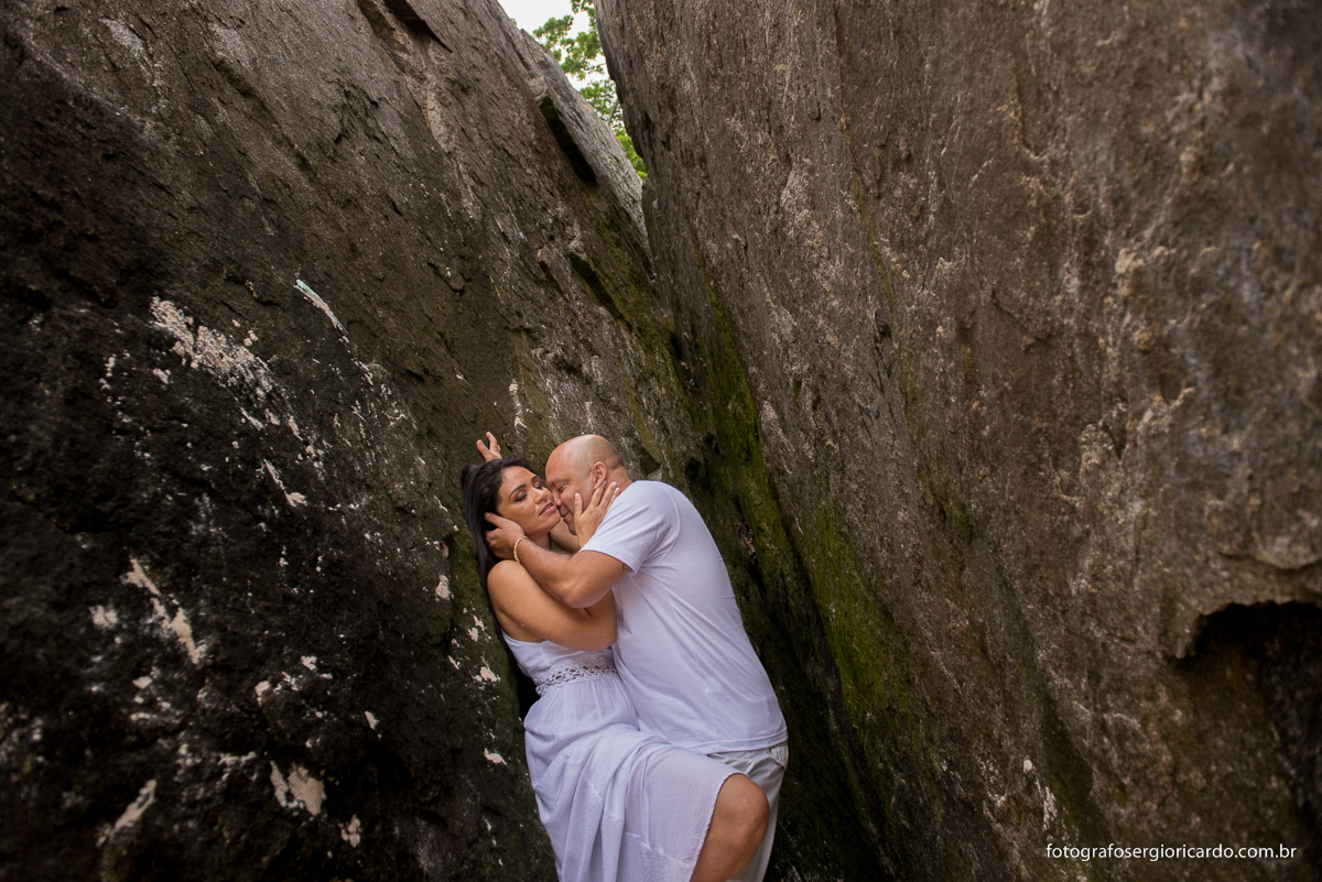 Ensaio pré-casamento Érica e Flávio praia de Grumari Rio de janeiro