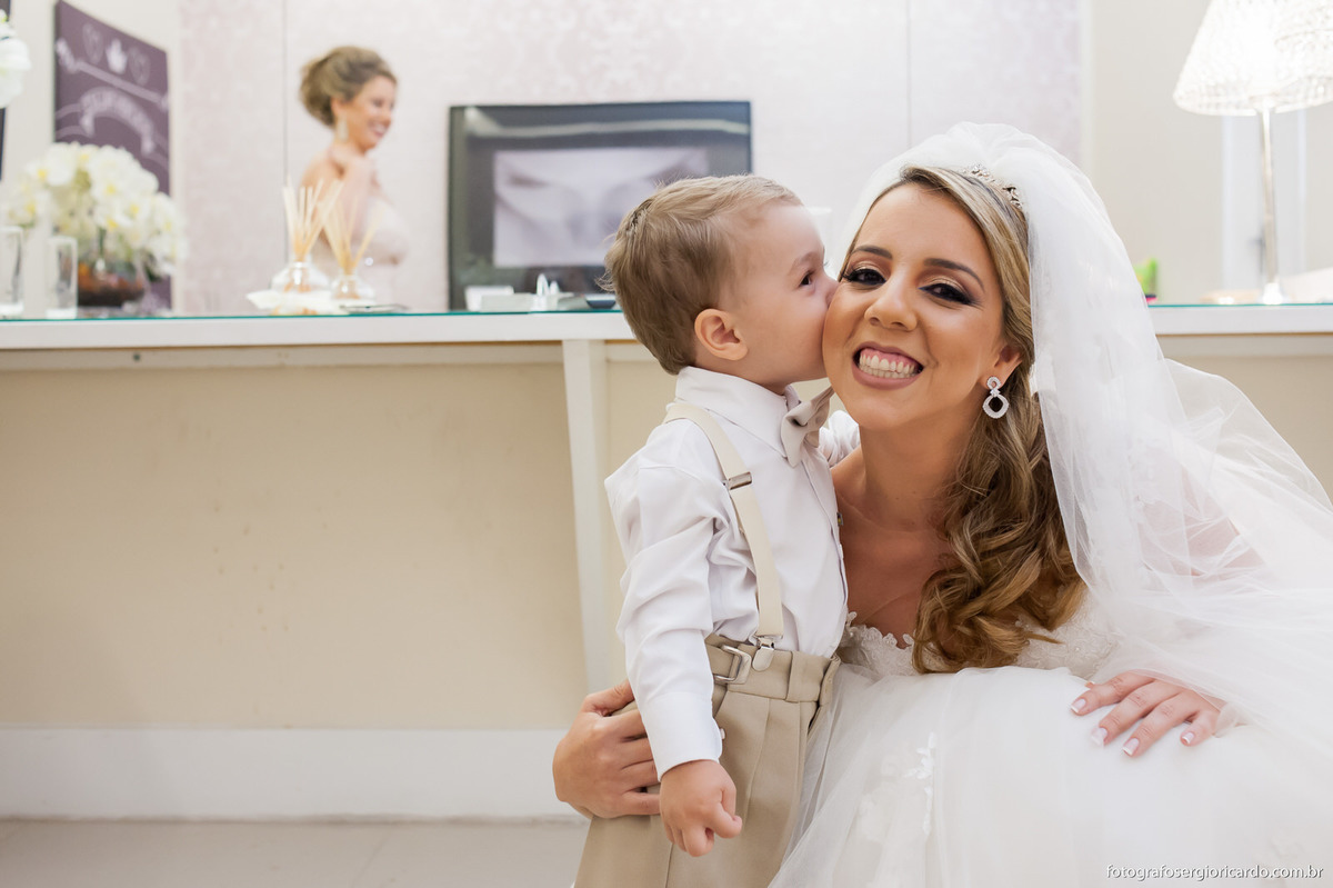 casamento-make-up-making-of-noiva-madrinhas-maquiagem-cabelo-casa-de-festas-cerimônia-das-areias-festa-vestido-pagem