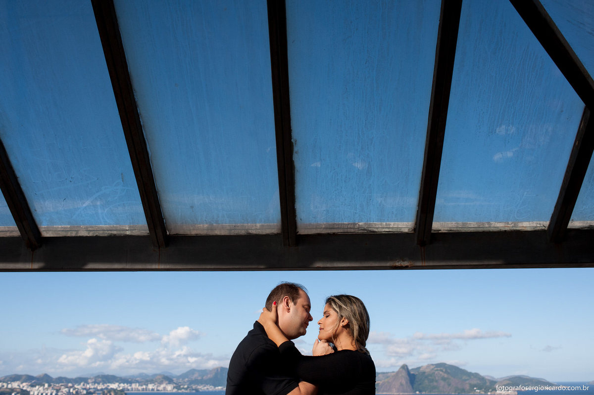 ensaio-pre-casamento-casal-santa-teresa-parque-das-ruinas-bonde