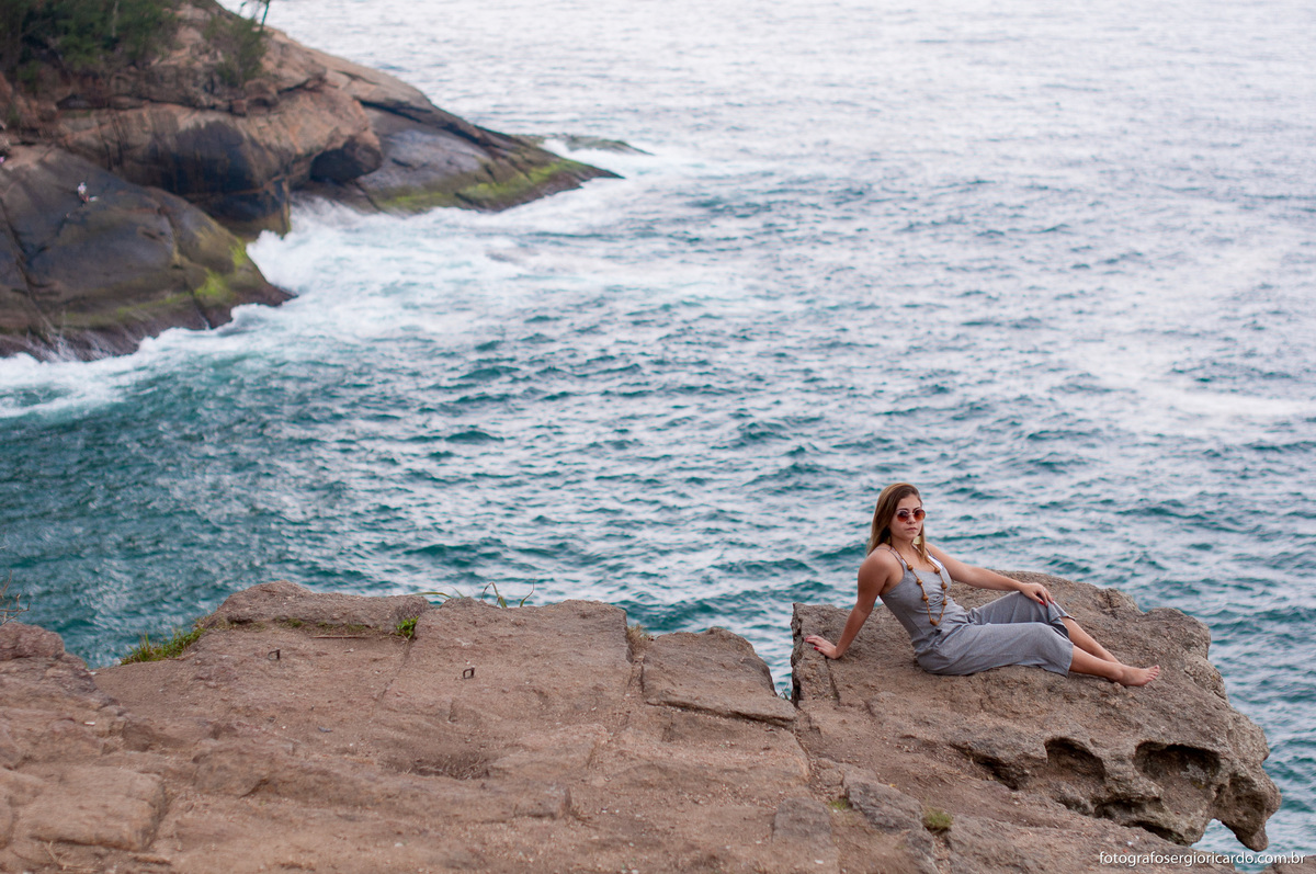 ensaio de 15 anos em praia da joatinga rio de janeiro