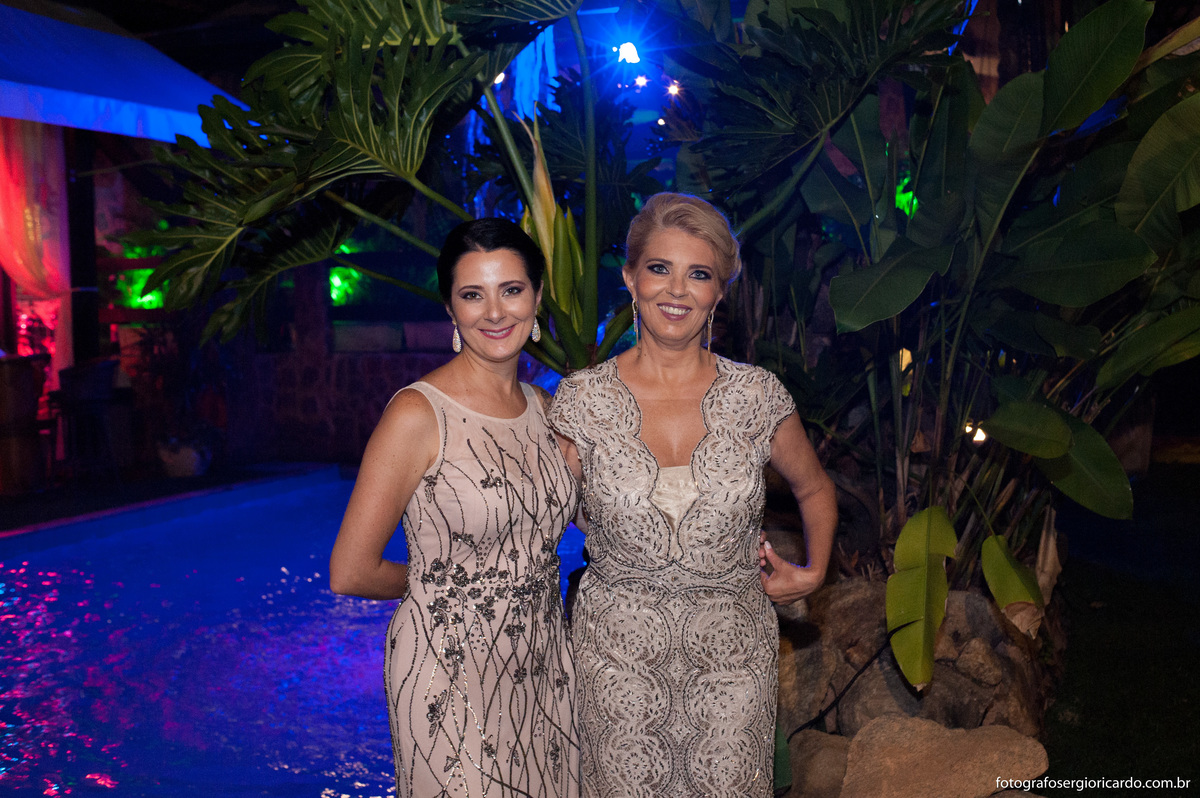 retrato das irmãs do noivo na casa de festas sitio do leo em jacarepagua